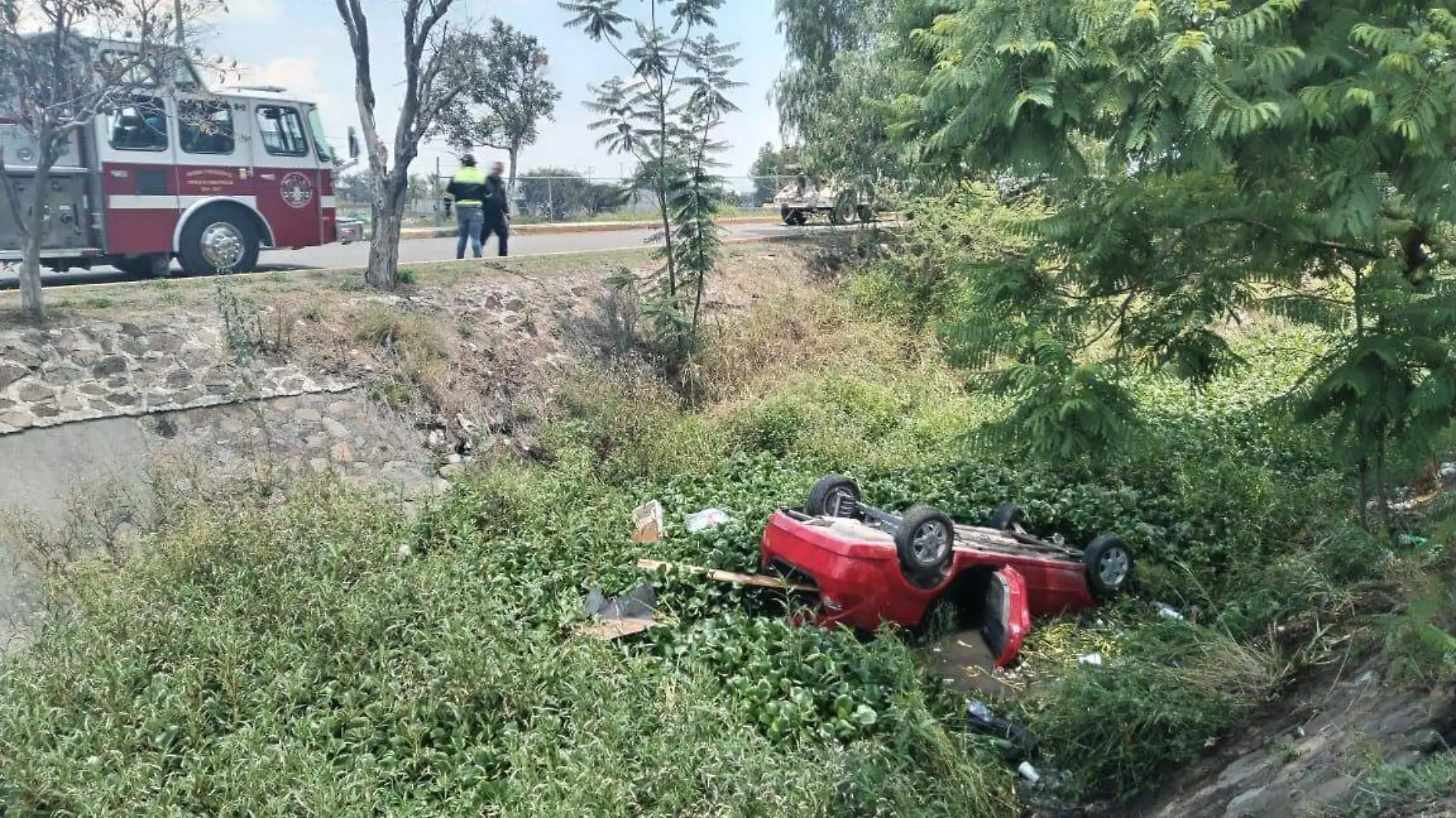 Cayó a canal